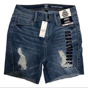 NY&C High Waist Short